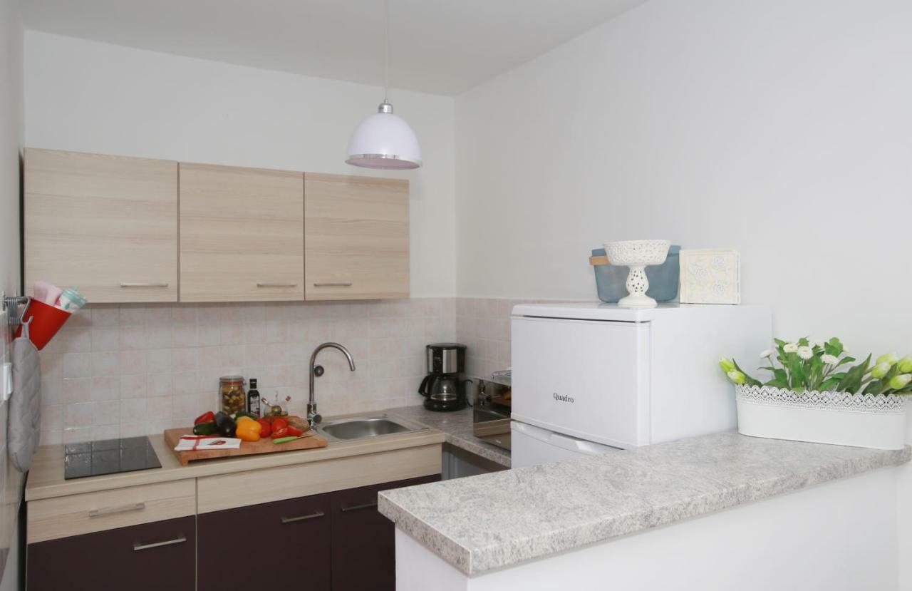 Apartments Melin Малинська Екстер'єр фото